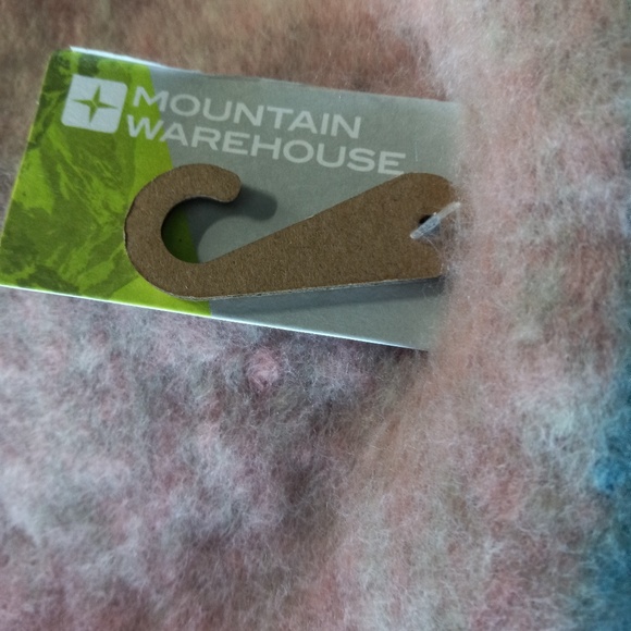 Mountain Warehouse -Blanket Scarf -NWT - Picture 4 of 6